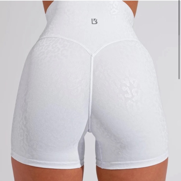 Buffbunny Collection Pants - XS Buffbunny Rebel Short - White Leopard